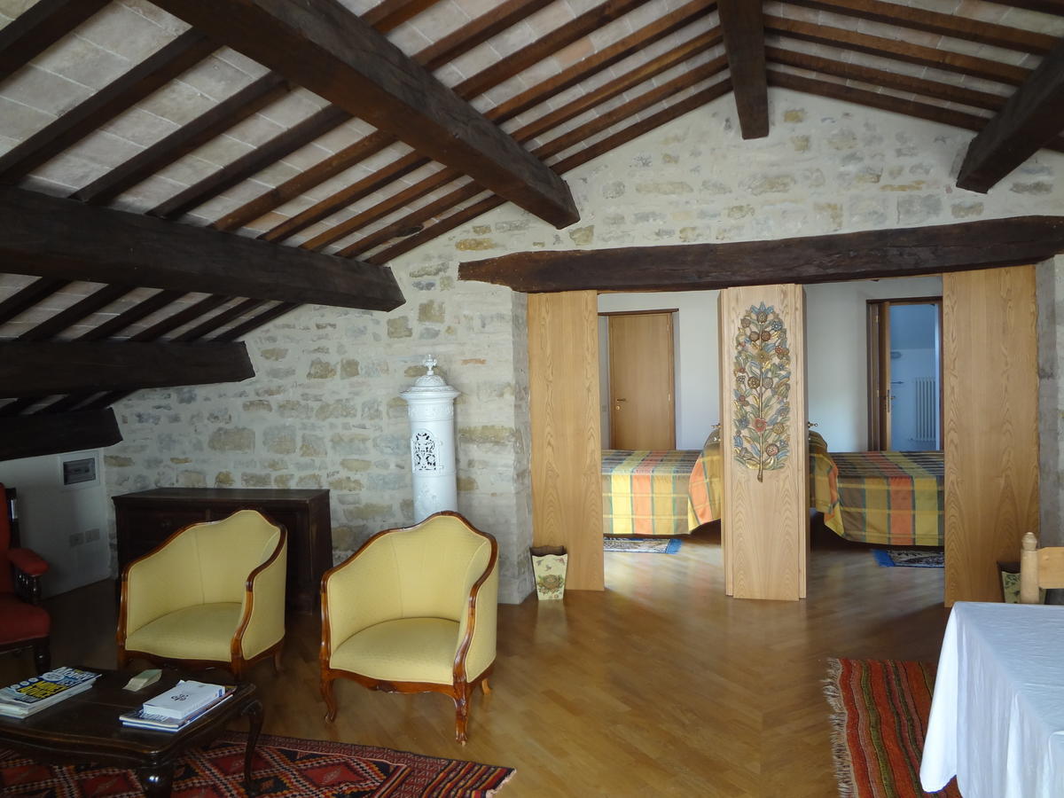 Maison d'hôtes Castello Di Magrano à Carbonesca Extérieur photo