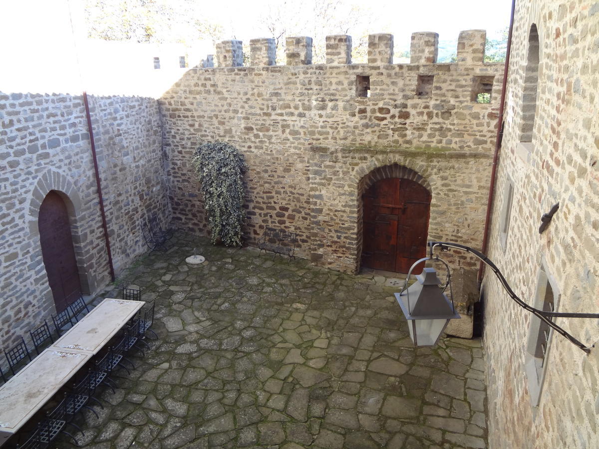 Maison d'hôtes Castello Di Magrano à Carbonesca Extérieur photo