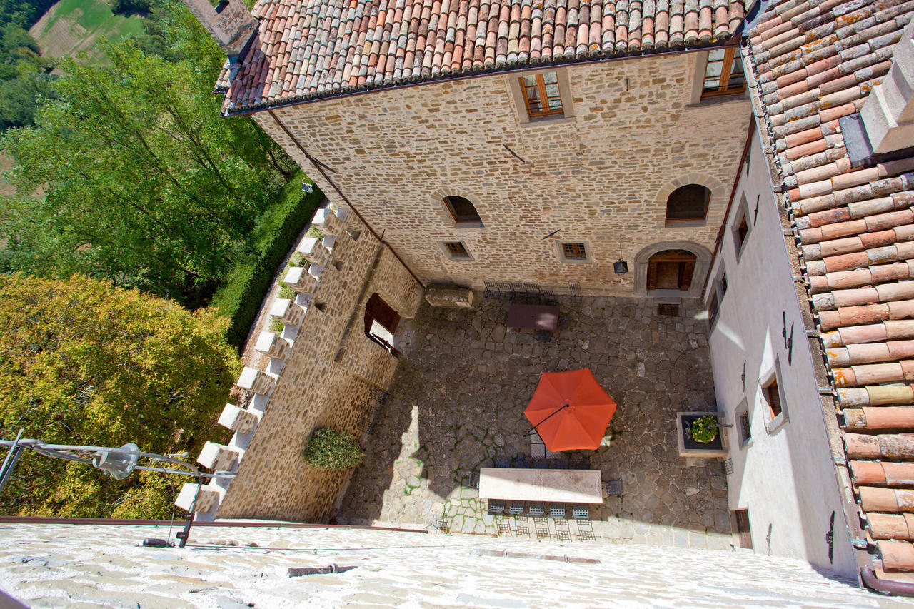 Maison d'hôtes Castello Di Magrano à Carbonesca Extérieur photo