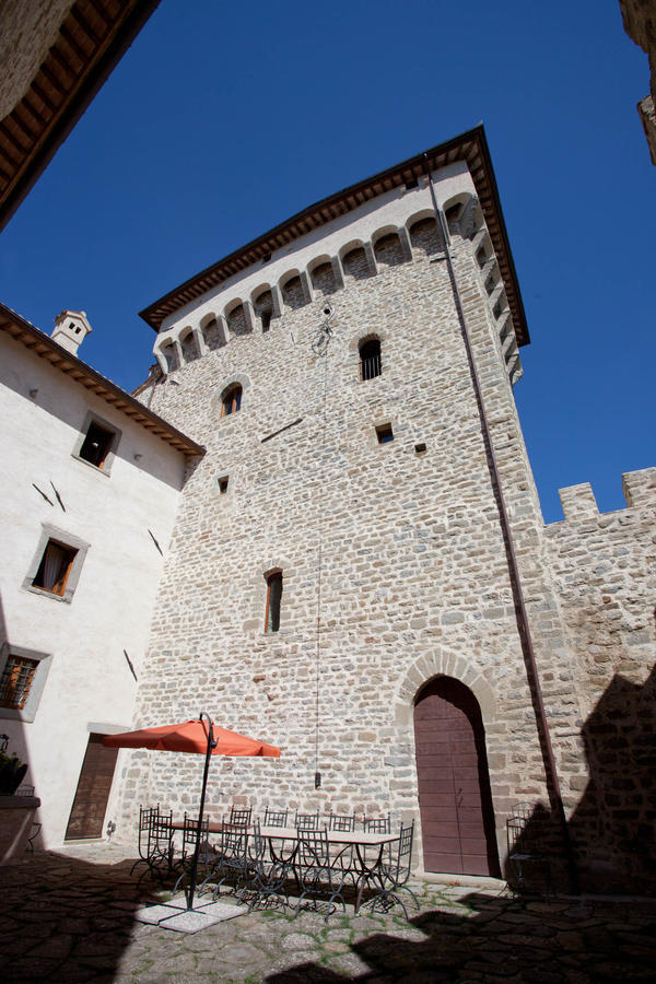 Maison d'hôtes Castello Di Magrano à Carbonesca Extérieur photo